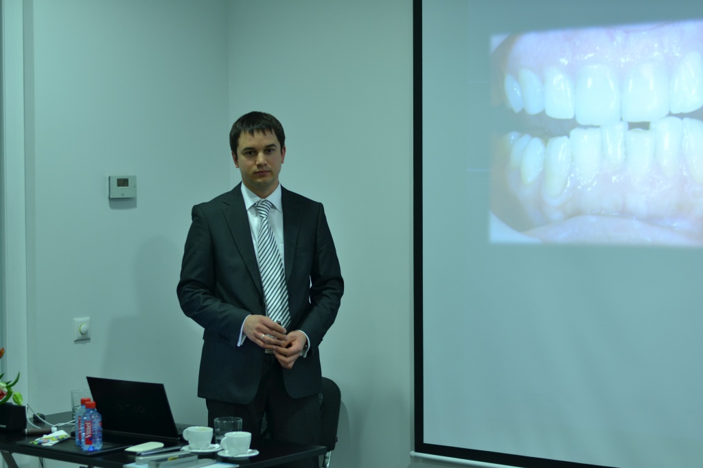 doktor Petrov_klinica_Avrora_seminar_december2012.jpg